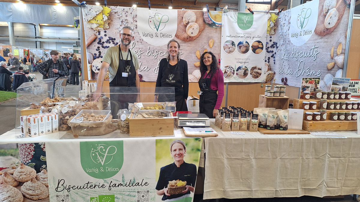 L’équipe familiale de la biscuiterie Vanig & Délices